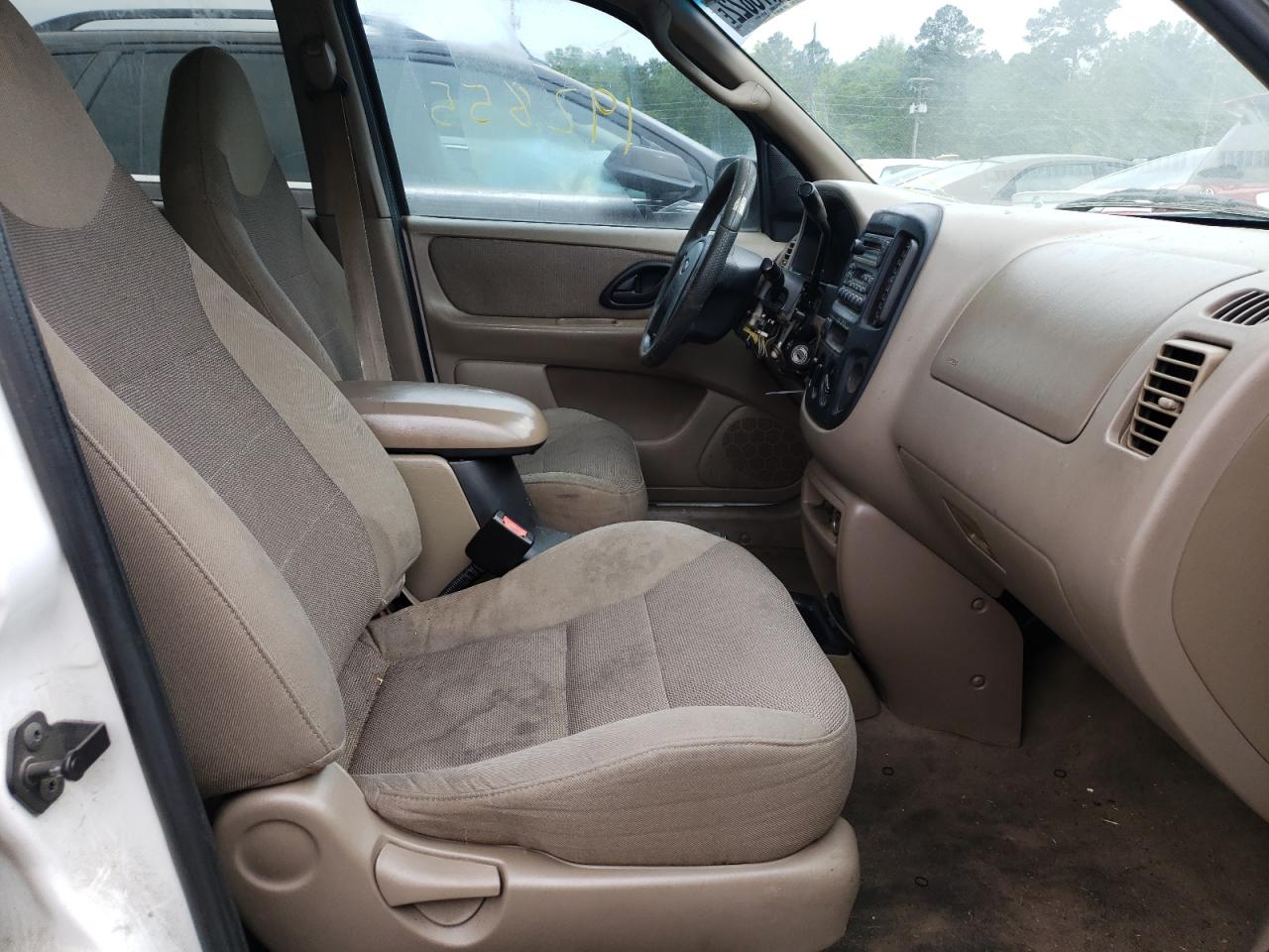 Photo 5 from auction – 2001 FORD ESCAPE XLT with VIN 1FMYU03101KE79856