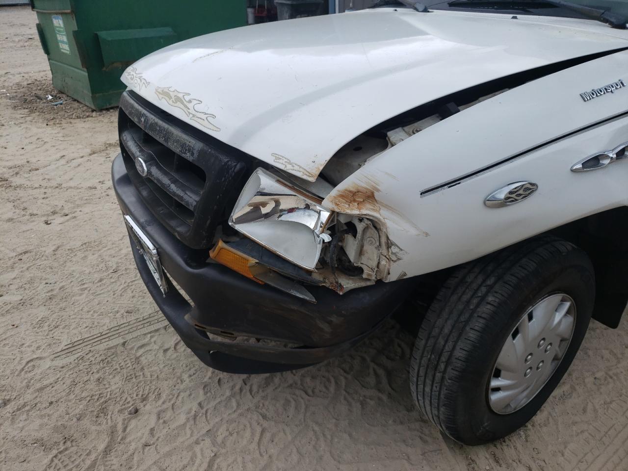 Photo 9 from auction – 1998 FORD RANGER with VIN 1FTYR10C5WUC64230