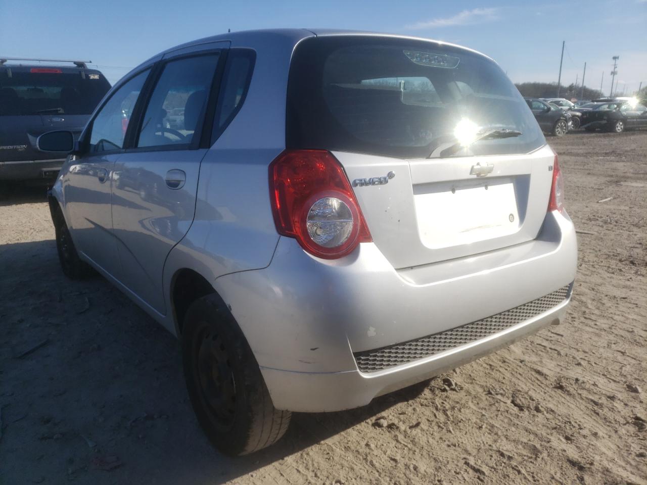 Photo 3 from auction – 2011 CHEVROLET AVEO LS with VIN KL1TD6DE6BB173367
