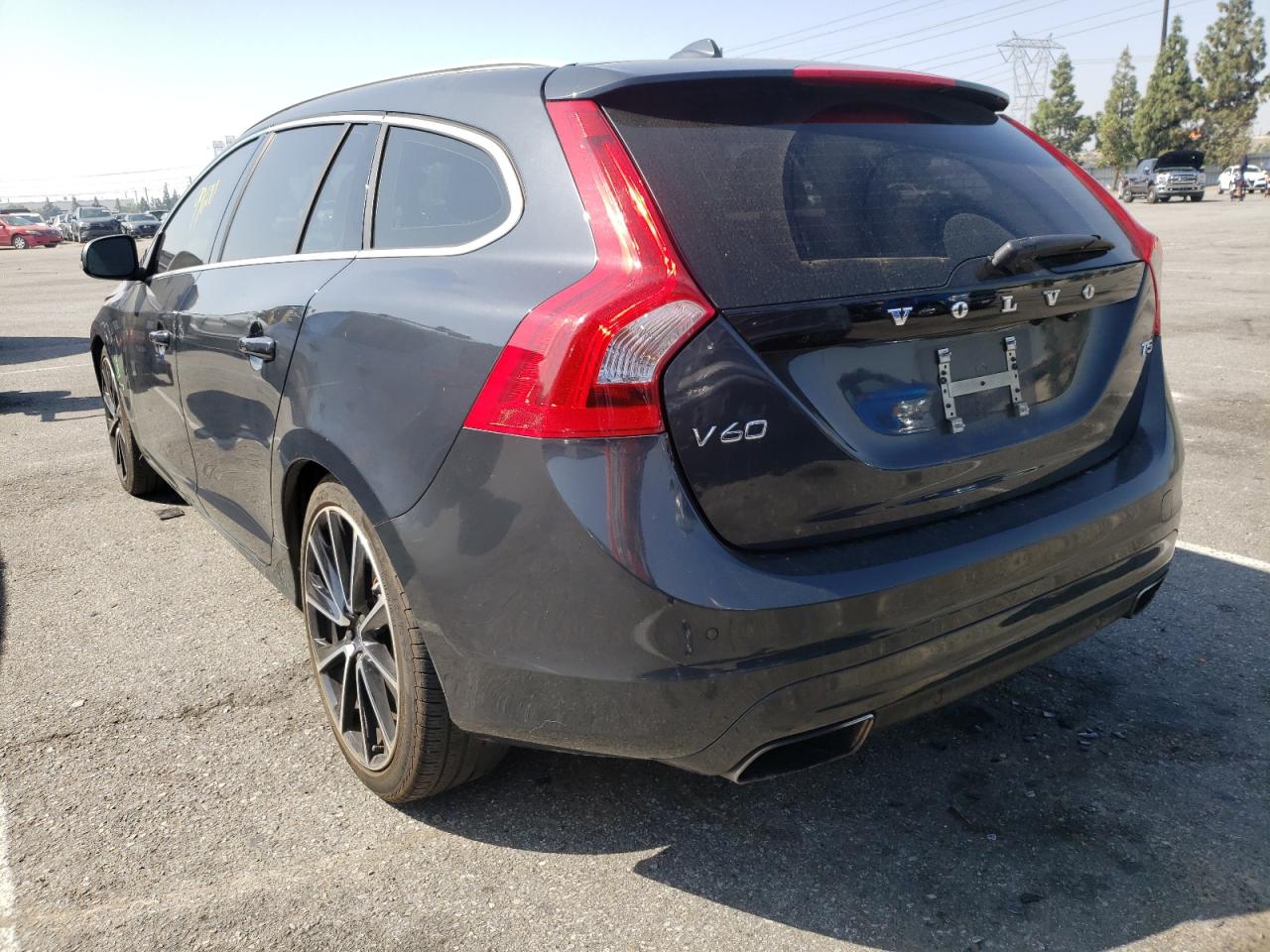 Photo 3 from auction – 2016 VOLVO V60 T5 PRE with VIN YV140MEK6G1315340