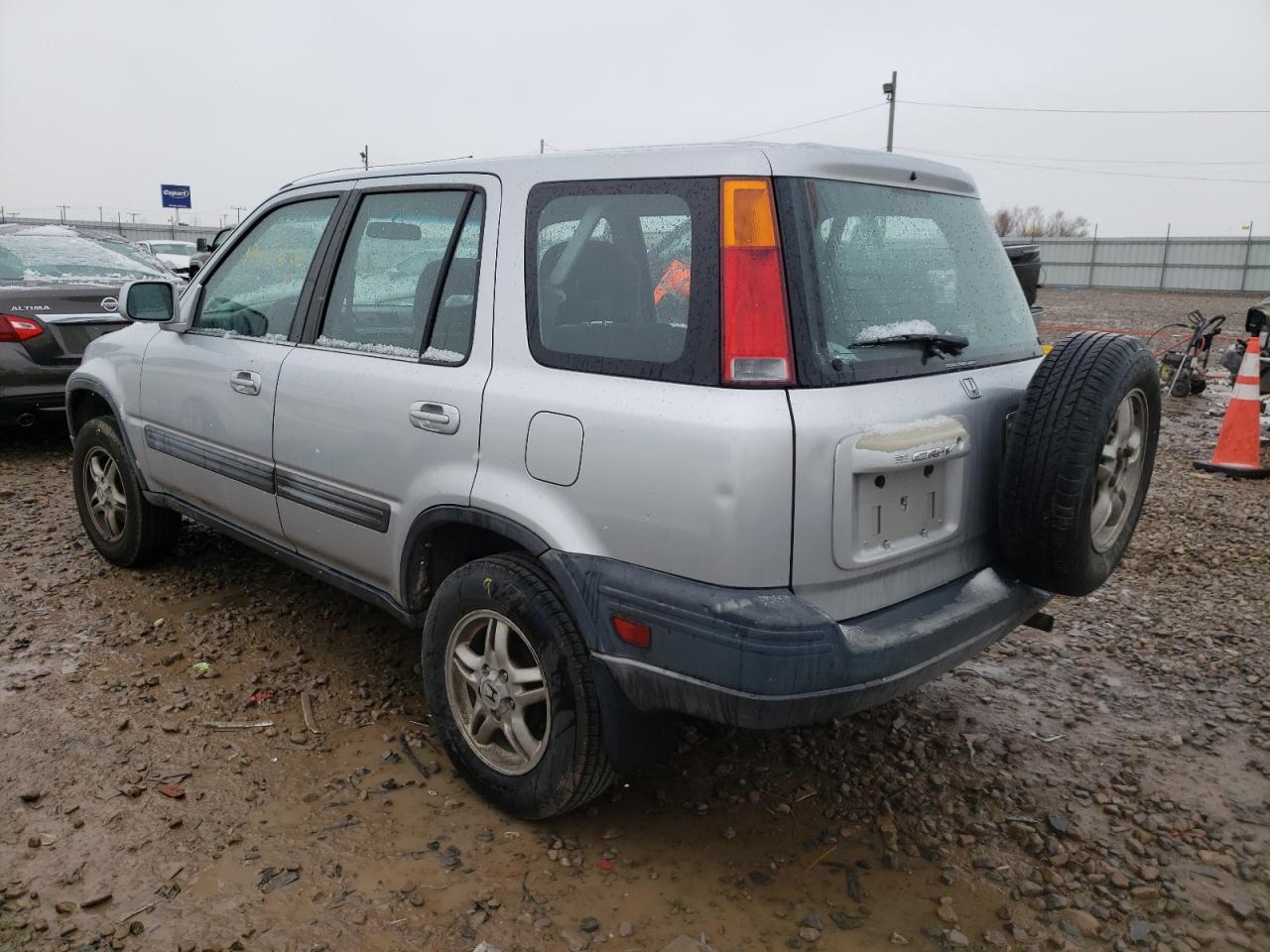 Photo 3 from auction – 2000 HONDA CR-V EX with VIN JHLRD1864YC048057