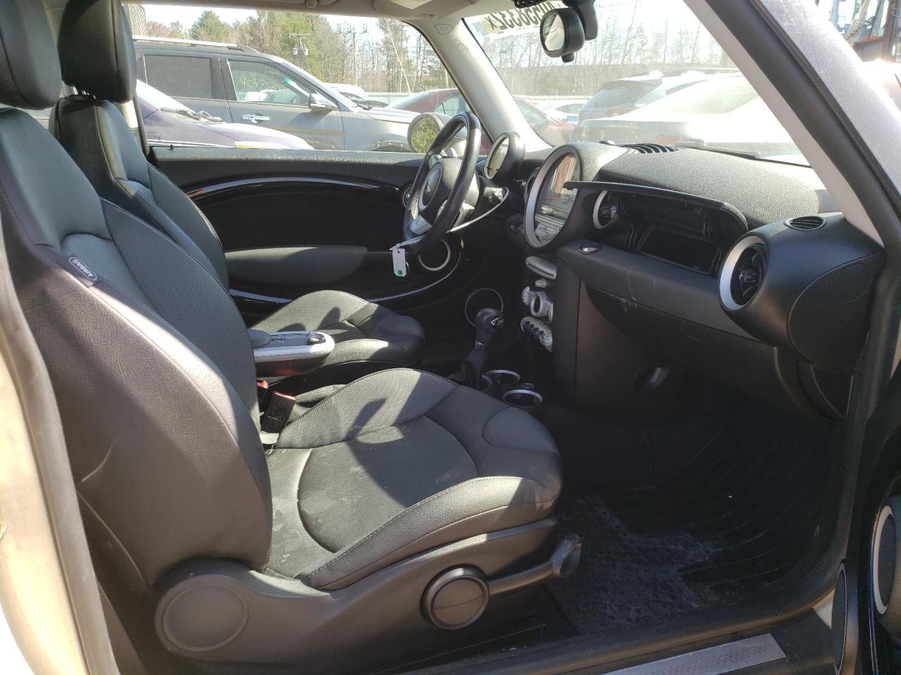 Photo 5 from auction – 2009 MINI COOPER S with VIN WMWMF73589TW87382