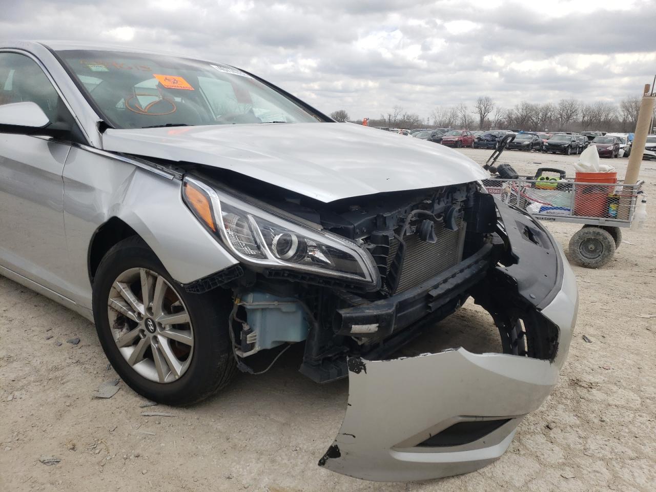 Photo 10 from auction – 2017 HYUNDAI SONATA SE with VIN 5NPE24AF7HH539613