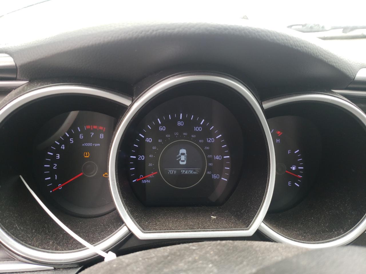 Photo 8 from auction – 2015 KIA OPTIMA LX with VIN KNAGM4A70F5604954