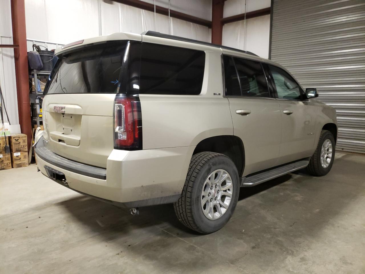 Photo 4 from auction – 2015 GMC YUKON SLE with VIN 1GKS2AKC1FR646740