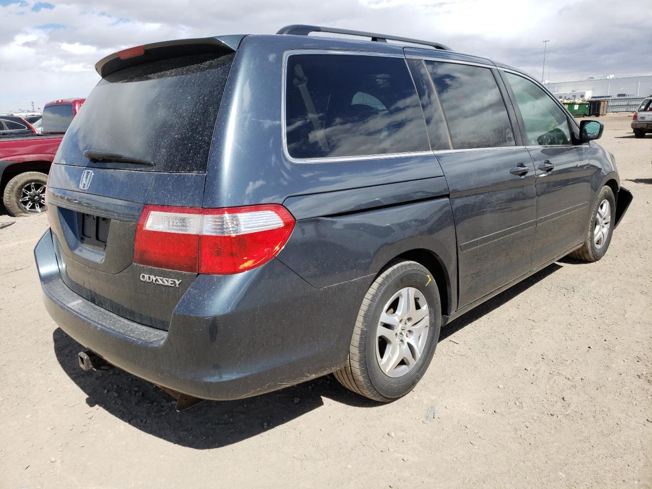Photo 4 from auction – 2005 HONDA ODYSSEY EX with VIN 5FNRL387X5B108913