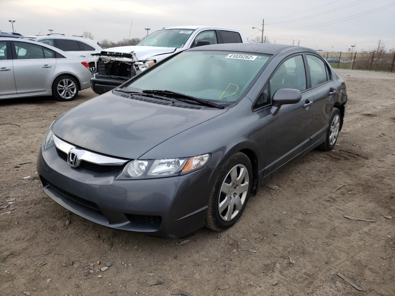 Photo 2 from auction – 2009 HONDA CIVIC LX with VIN 19XFA16599E010000