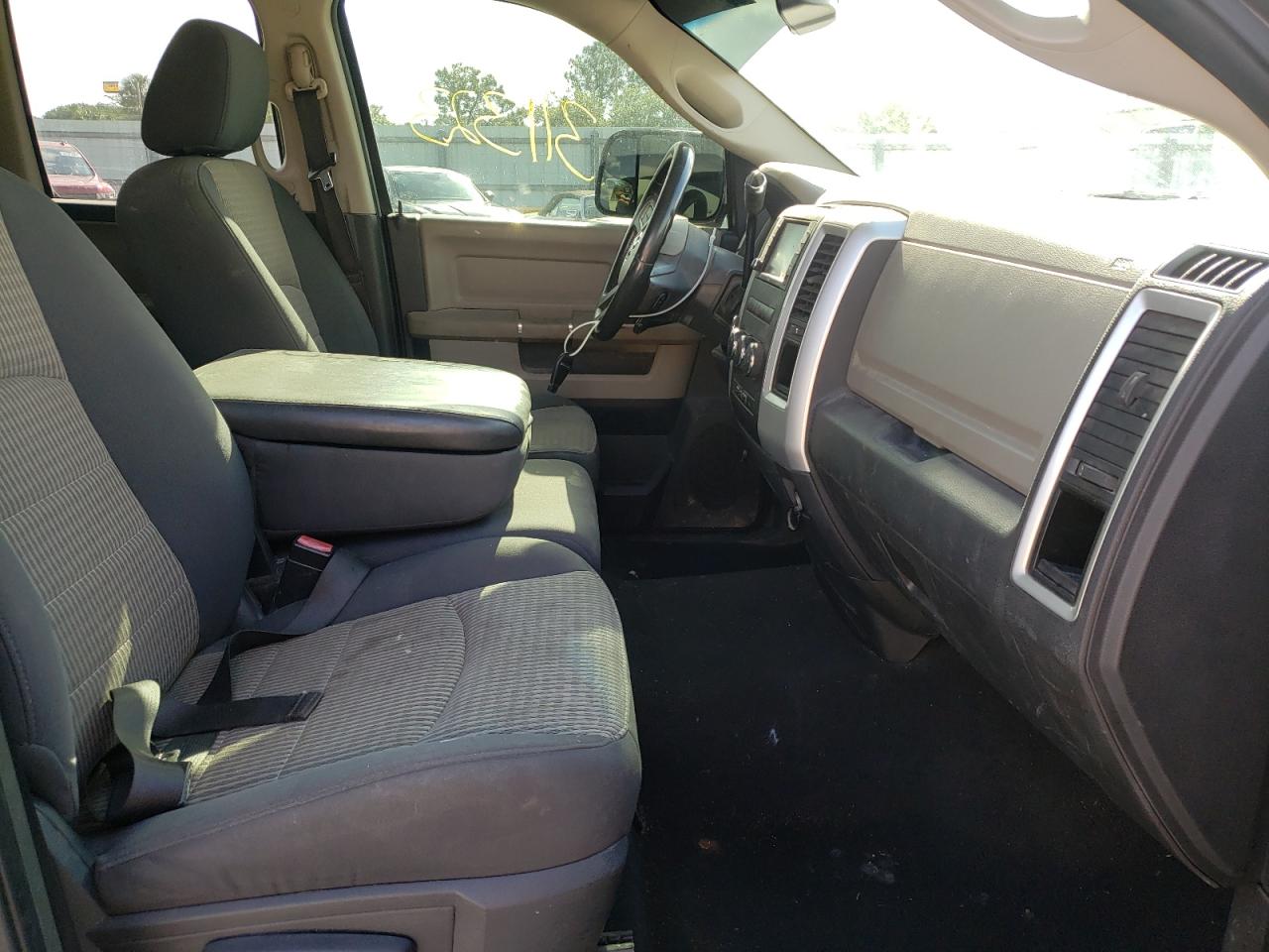 Photo 5 from auction – 2009 DODGE RAM 1500 with VIN 1D3HV18T39S702511