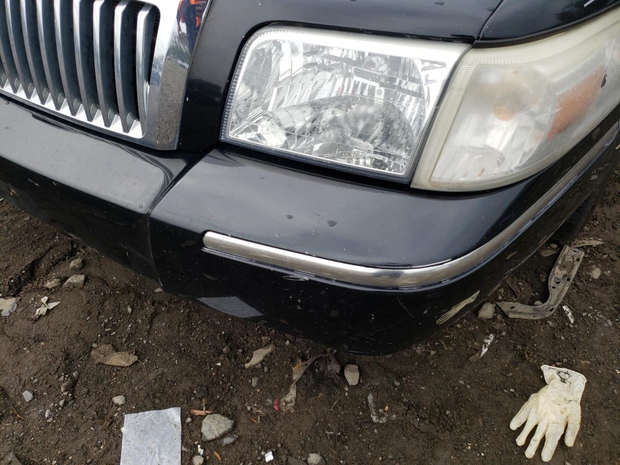 Photo 9 from auction – 2008 MERCURY GRAND MARQ with VIN 2MEFM74V38X602139