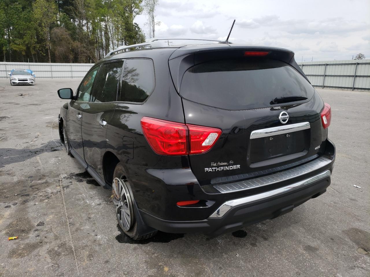 Photo 3 from auction – 2017 NISSAN PATHFINDER with VIN 5N1DR2MM6HC625766
