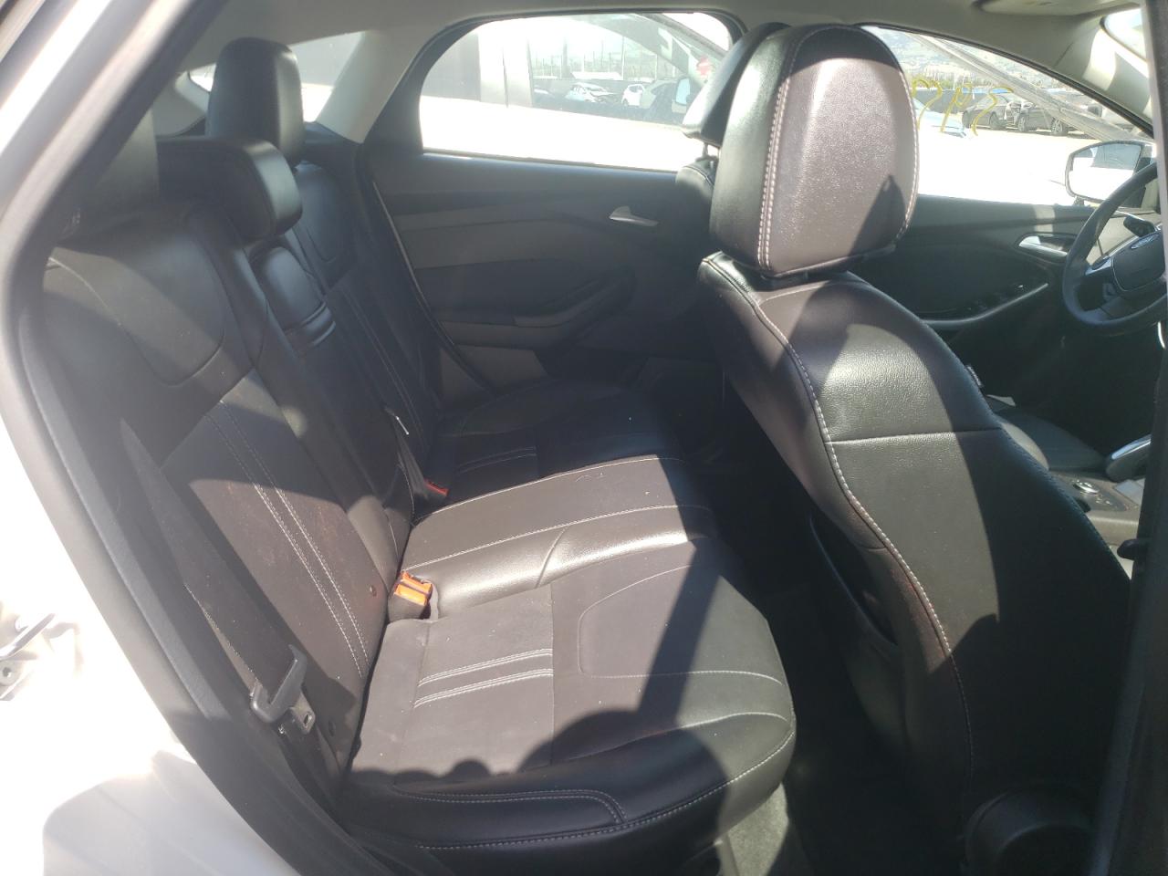 Photo 6 from auction – 2012 FORD FOCUS TITA with VIN 1FAHP3N21CL423334