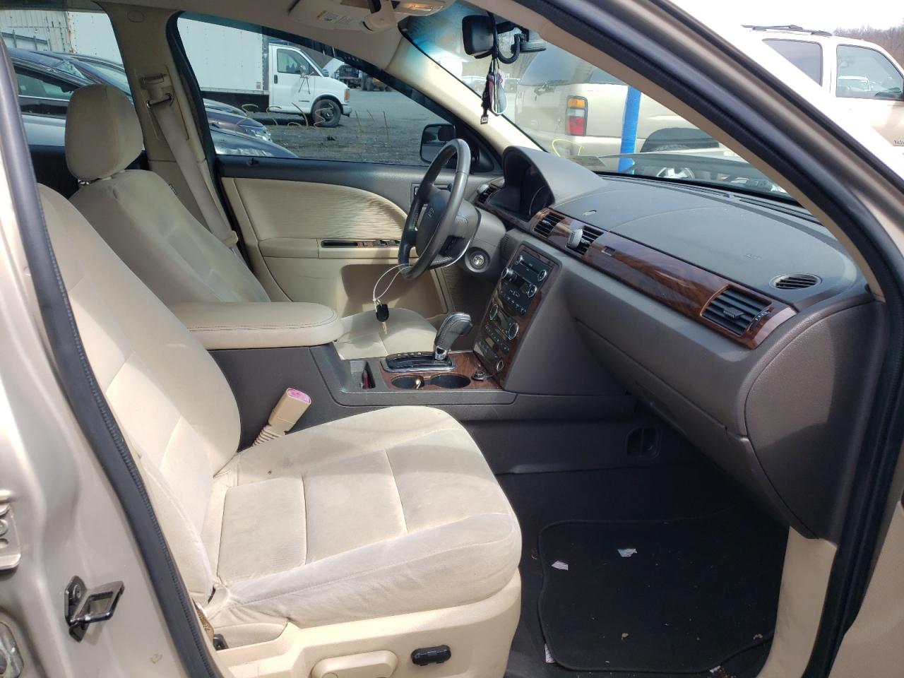 Photo 5 from auction – 2008 FORD TAURUS SEL with VIN 1FAHP24W88G133090