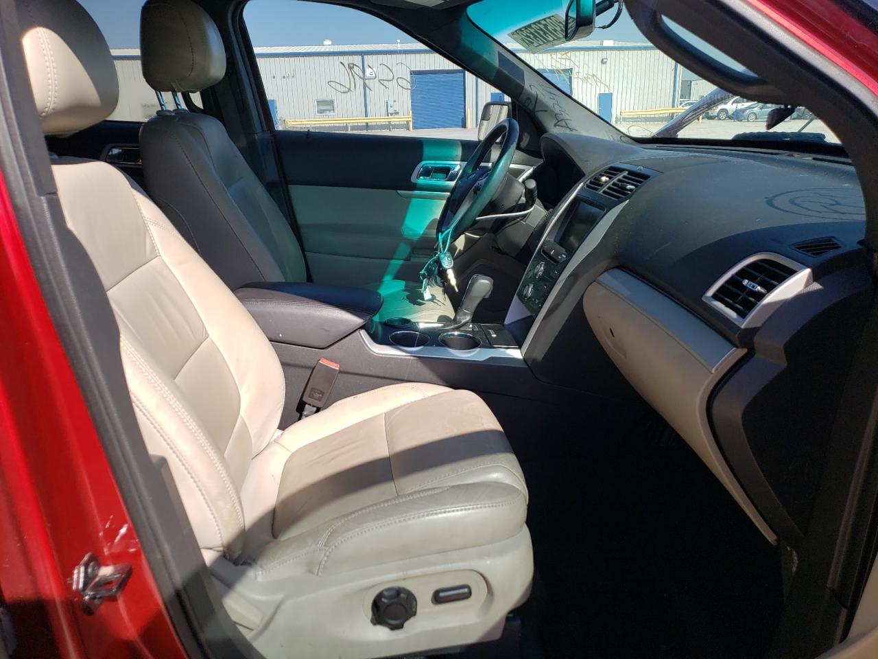 صورة رقم 5 من المزاد - 2014 FORD EXPLORER X مع VIN 1FM5K7D84EGA32419