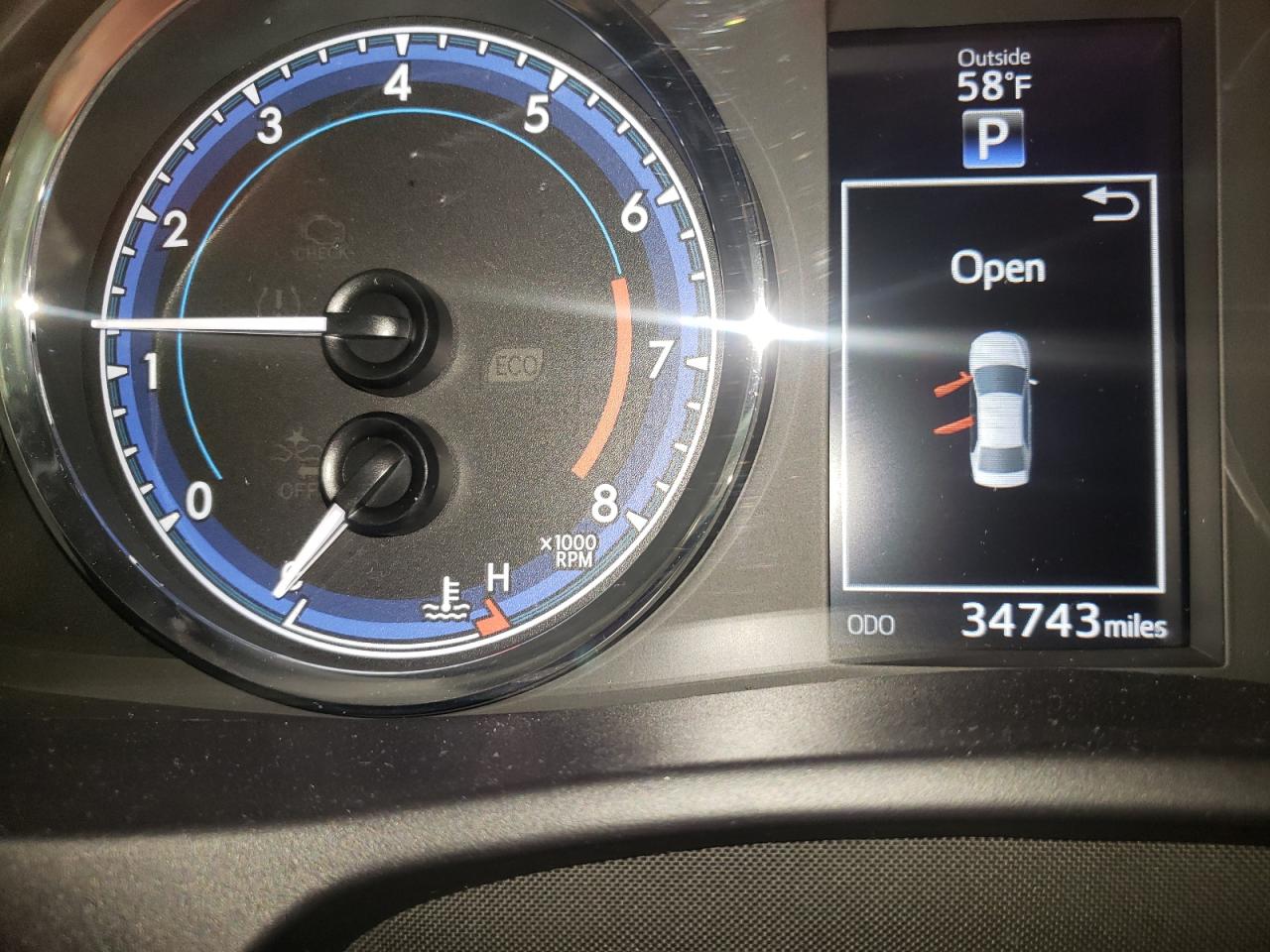 Photo 8 from auction – 2019 TOYOTA COROLLA L with VIN 5YFBURHE5KP932124