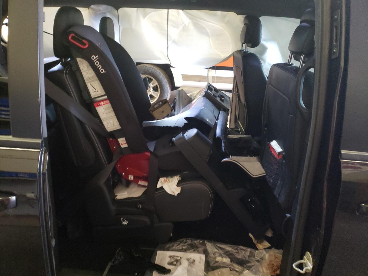 Photo 6 from auction – 2018 DODGE GRAND CARA with VIN 2C4RDGCG1JR177273