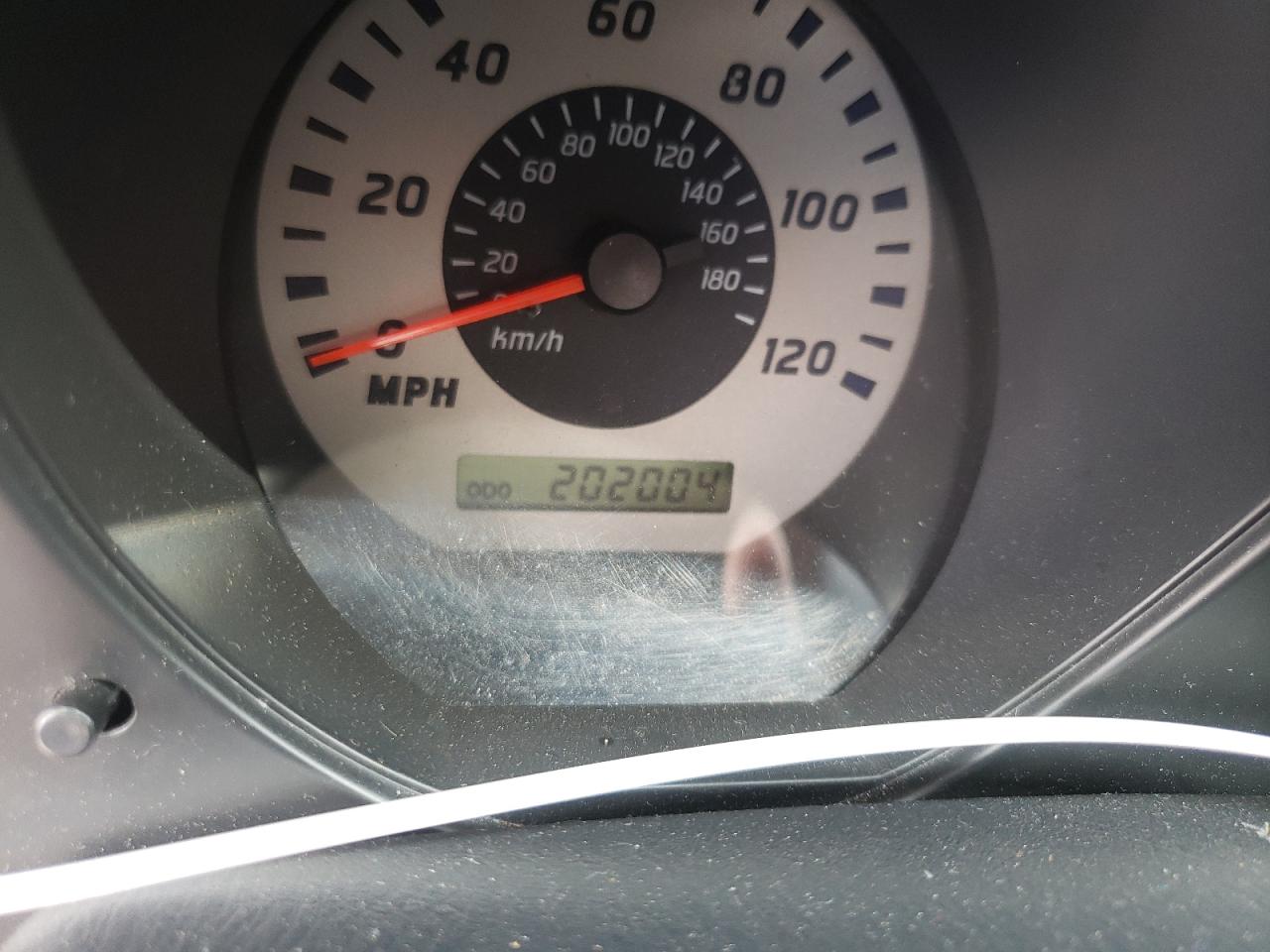 Photo 8 from auction – 2004 NISSAN FRONTIER K with VIN 1N6DD26T44C464753
