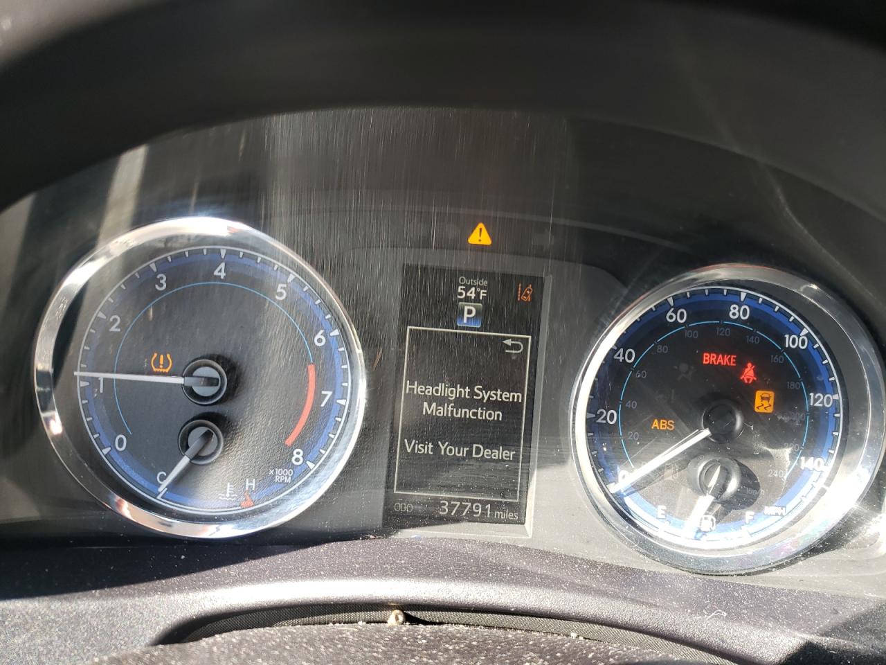 Photo 8 from auction – 2018 TOYOTA COROLLA L with VIN 2T1BURHEXJC069206