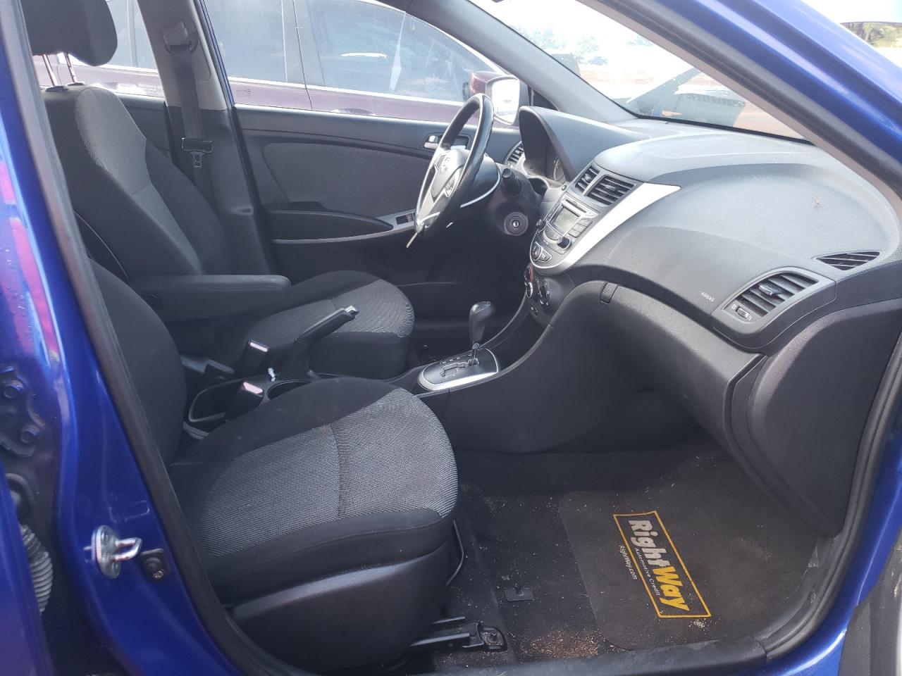 Photo 5 from auction – 2012 HYUNDAI ACCENT GLS with VIN KMHCT5AE3CU008906
