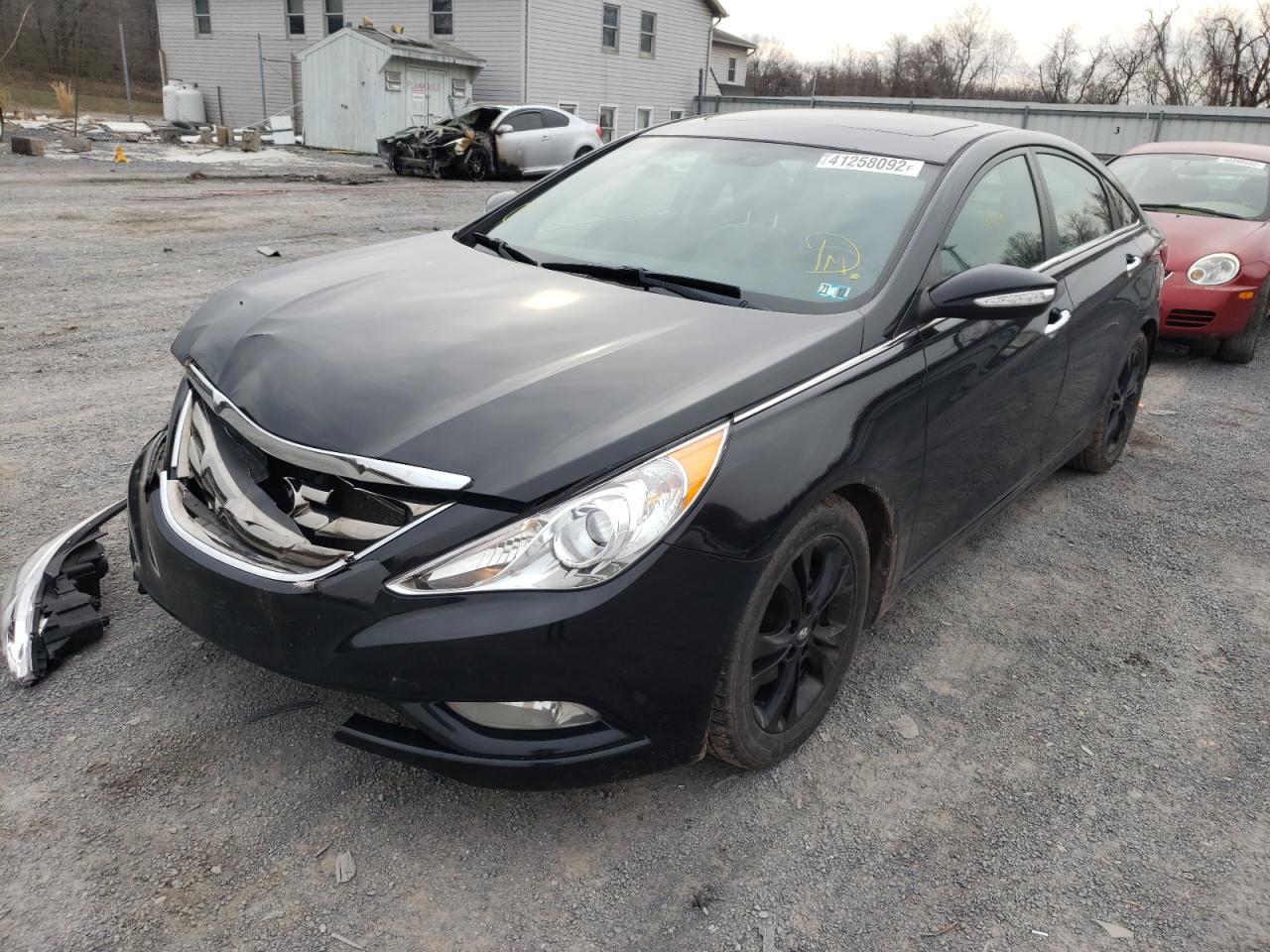 Photo 2 from auction – 2011 HYUNDAI SONATA SE with VIN 5NPEC4AC0BH255332