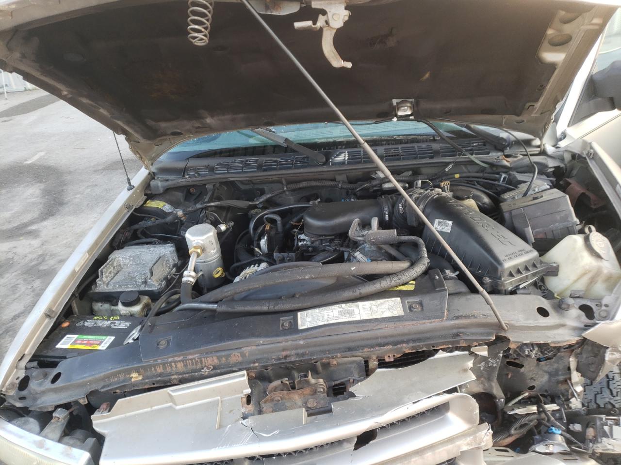 Photo 7 from auction – 2001 CHEVROLET BLAZER with VIN 1GNDT13W61K220724