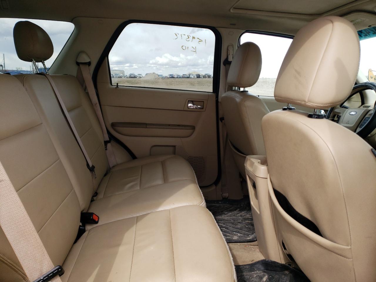Photo 6 from auction – 2008 FORD ESCAPE LIM with VIN 1FMCU941X8KA27100