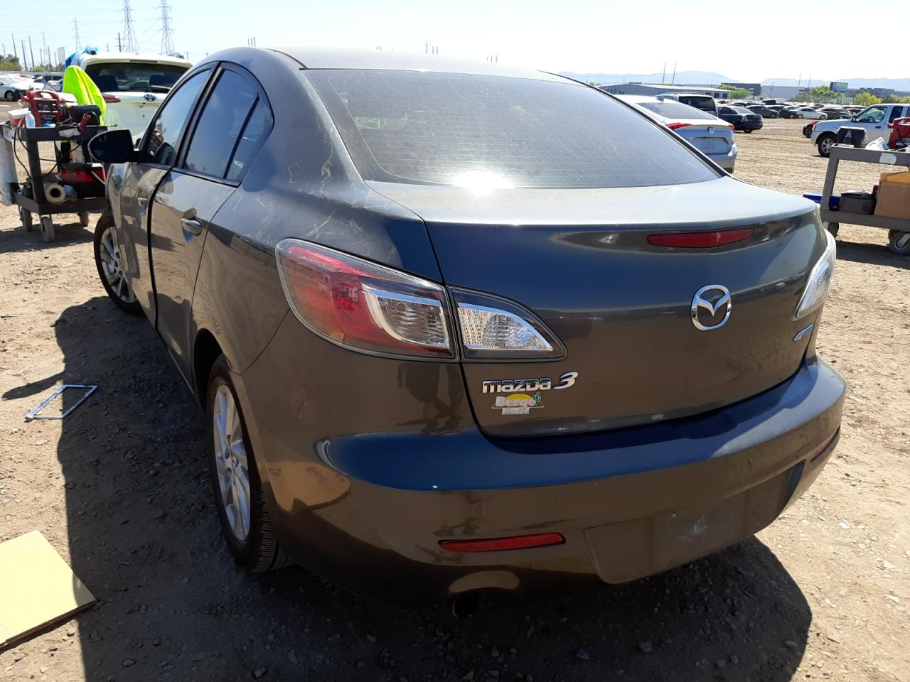 Photo 3 from auction – 2012 MAZDA 3 I with VIN JM1BL1V89C1635091