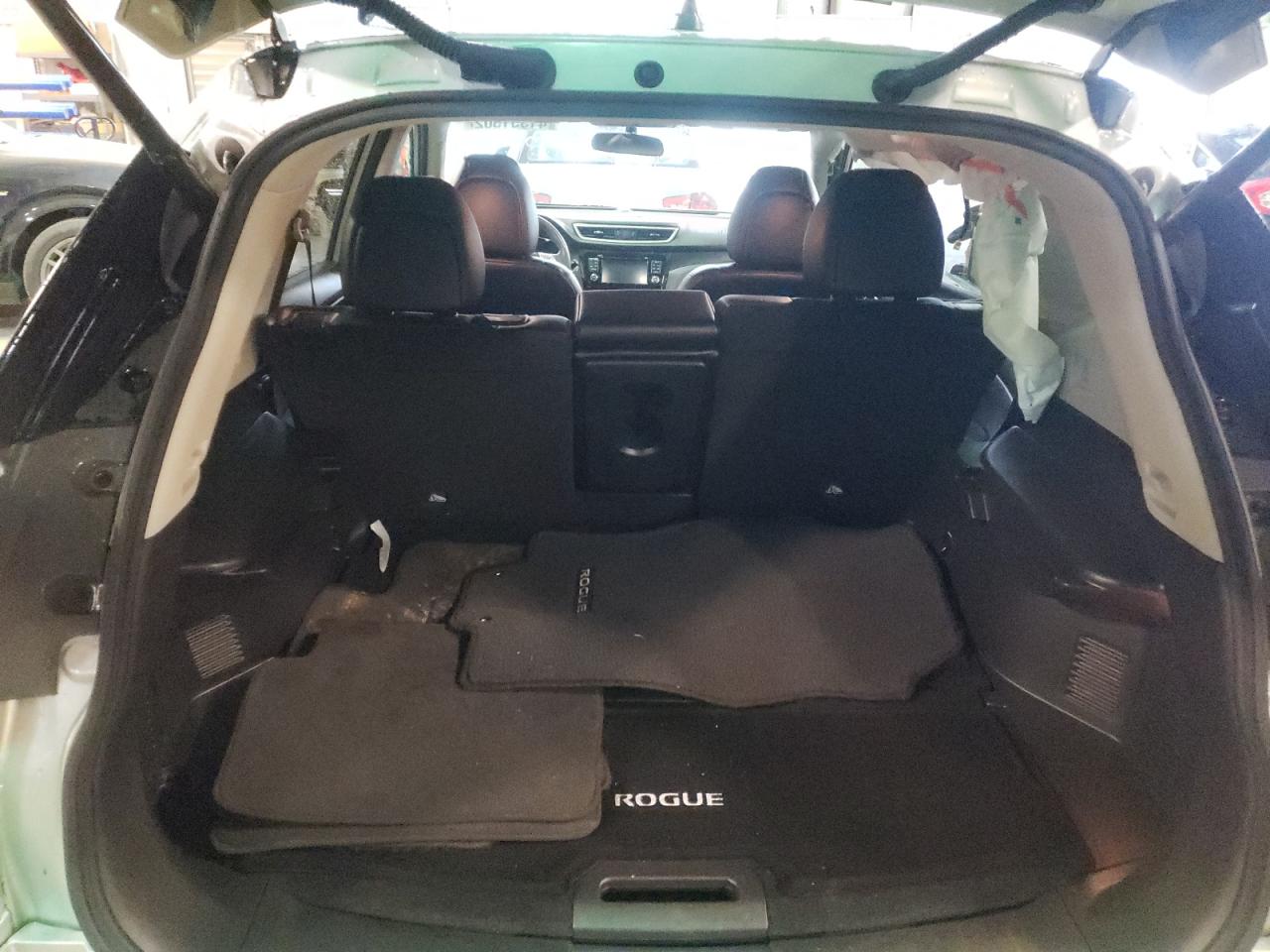 Photo 9 from auction – 2016 NISSAN ROGUE S with VIN 5N1AT2MT7GC882350