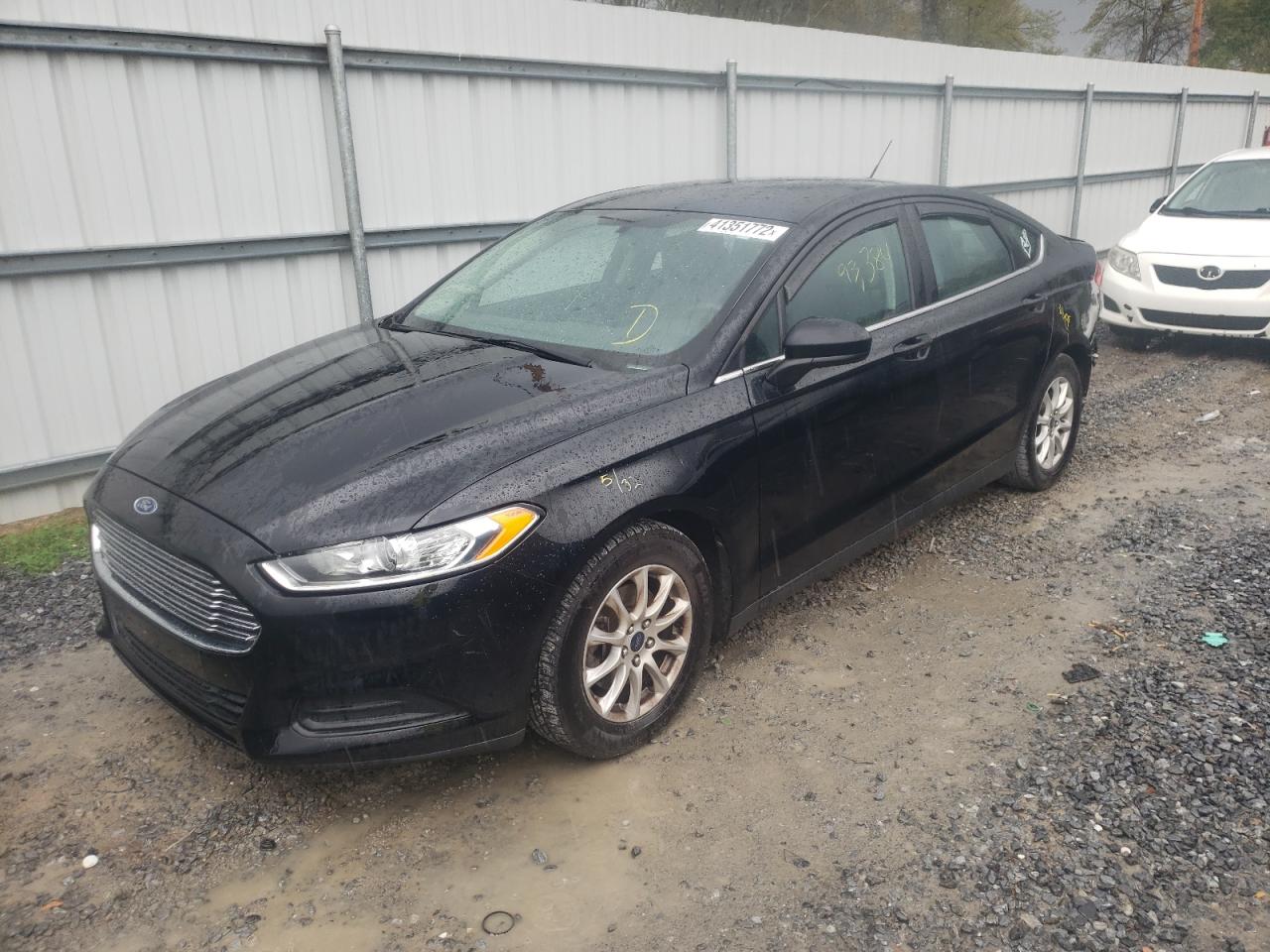 Photo 2 from auction – 2016 FORD FUSION S with VIN 3FA6P0G72GR375087