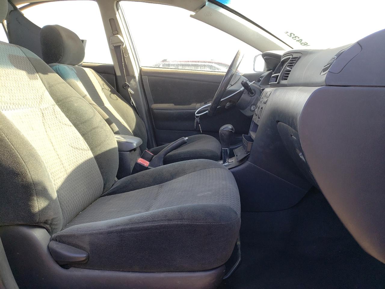 Photo 5 from auction – 2005 TOYOTA COROLLA CE with VIN 1NXBR30E95Z434862