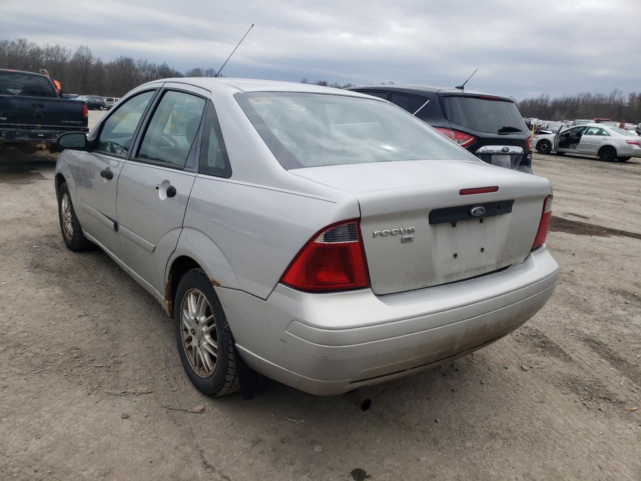 Photo 3 from auction – 2007 FORD FOCUS ZX4 with VIN 1FAFP34N97W251416