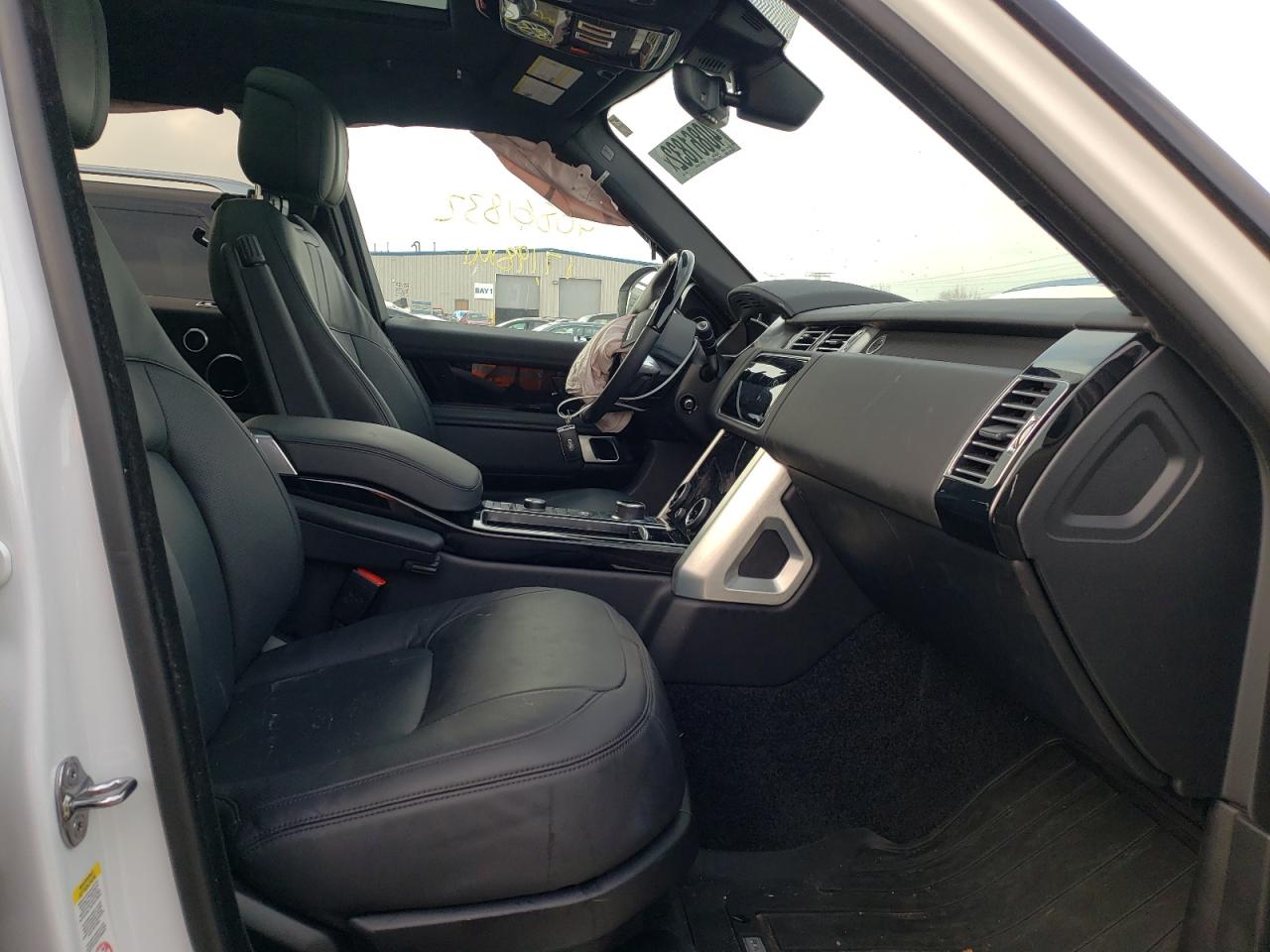 Photo 5 from auction – 2021 LAND ROVER RANGE ROVE with VIN SALGS2SE8MA427321