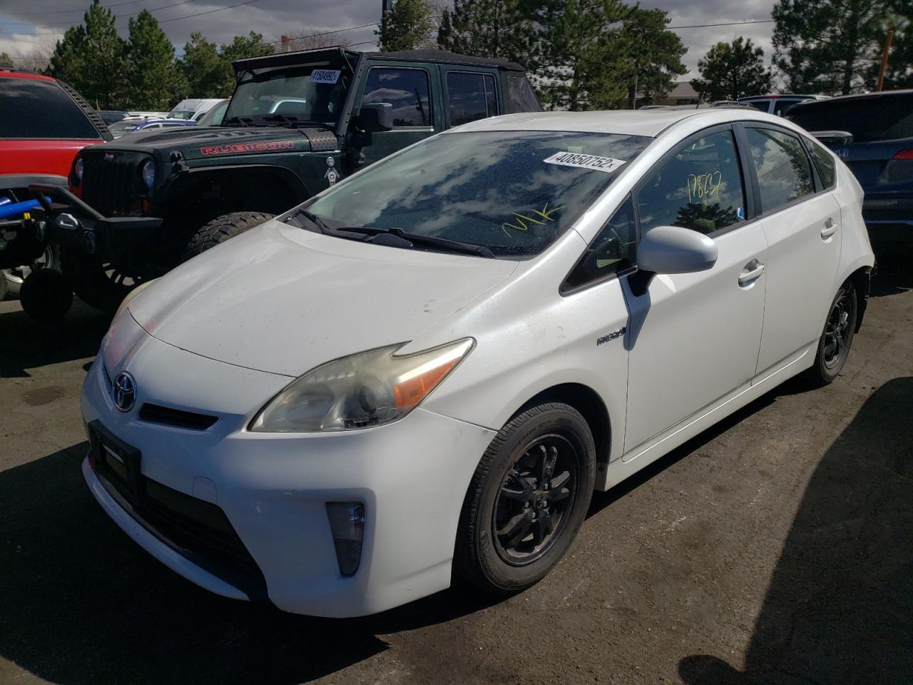 Photo 2 from auction – 2013 TOYOTA PRIUS with VIN JTDKN3DUXD5631694