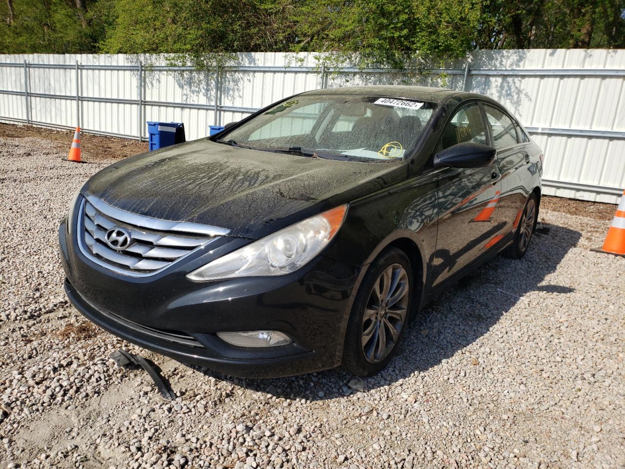 Photo 2 from auction – 2011 HYUNDAI SONATA SE with VIN 5NPEC4ACXBH290248