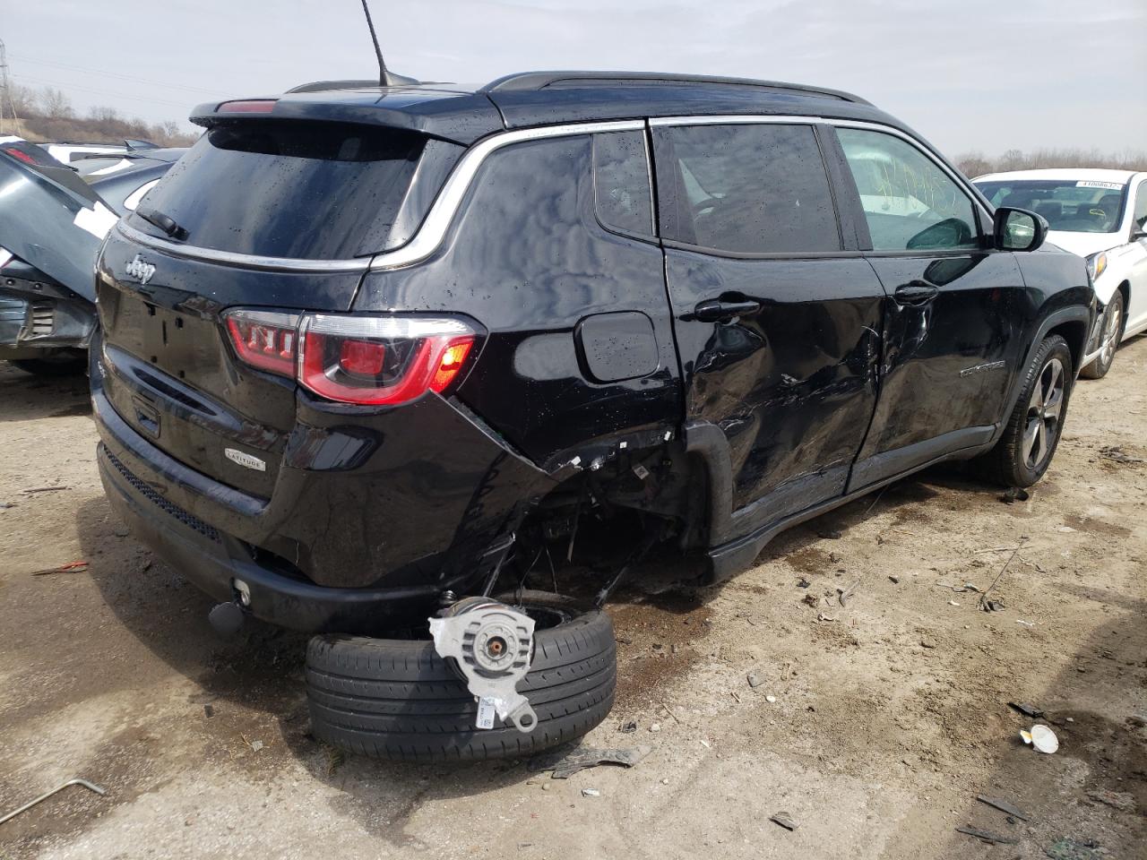 Photo 4 from auction – 2017 JEEP COMPASS LA with VIN 3C4NJDBB7HT671009