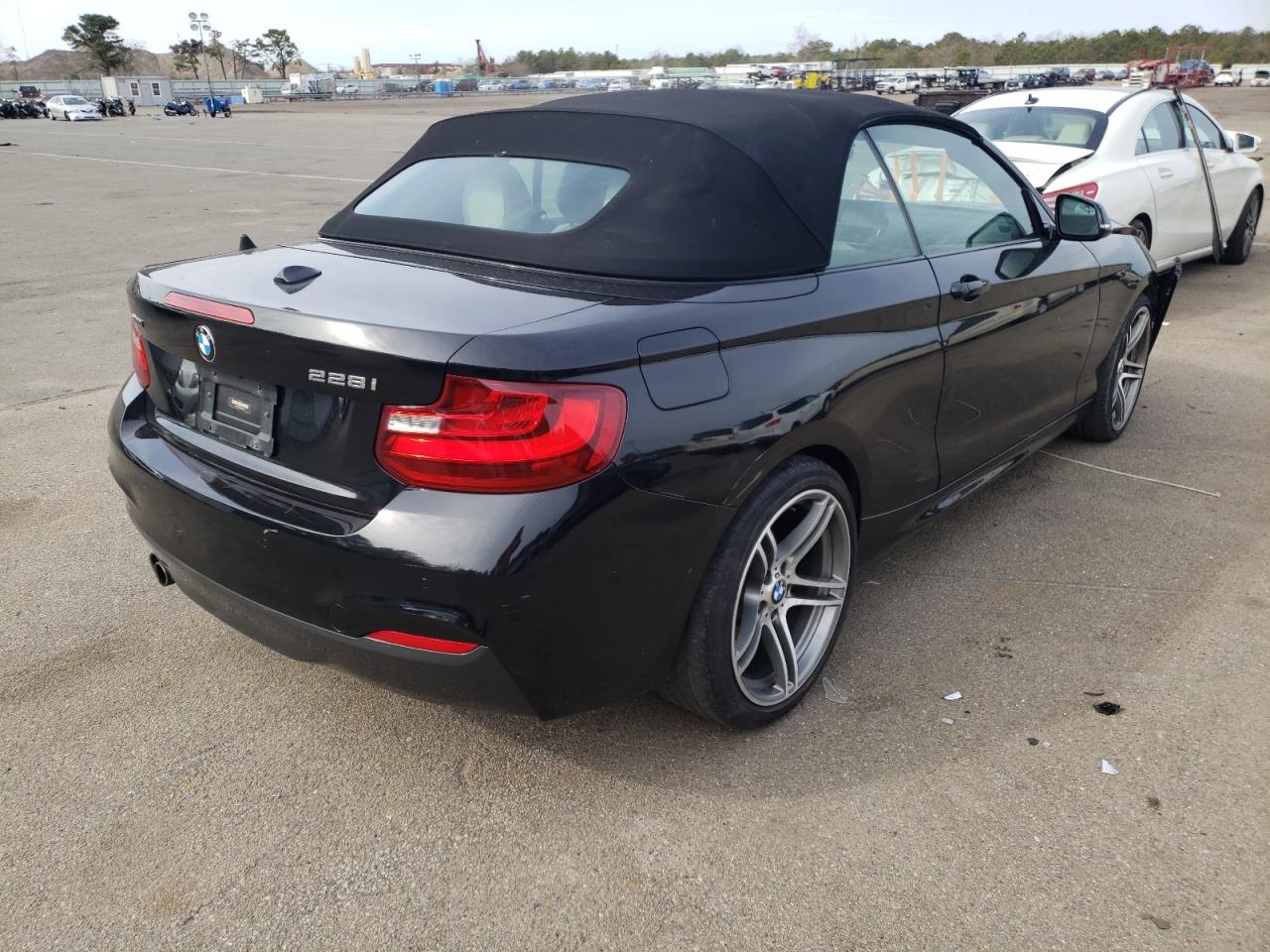 Photo 4 from auction – 2015 BMW 228 XI with VIN WBA1K7C58FV235415