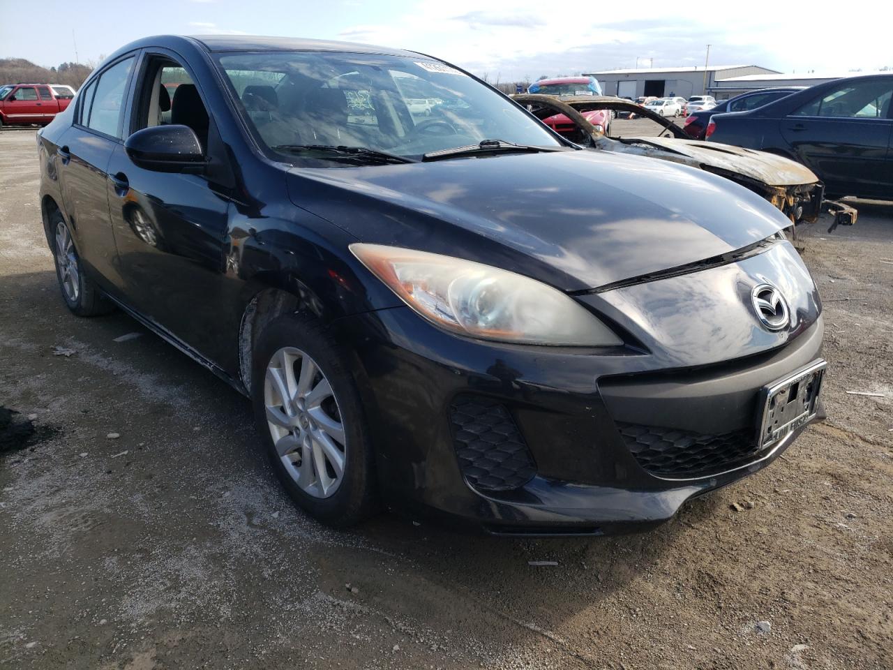 MAZDA 3 I 2012 with VIN JM1BL1V72C1695284 - Photo from auction