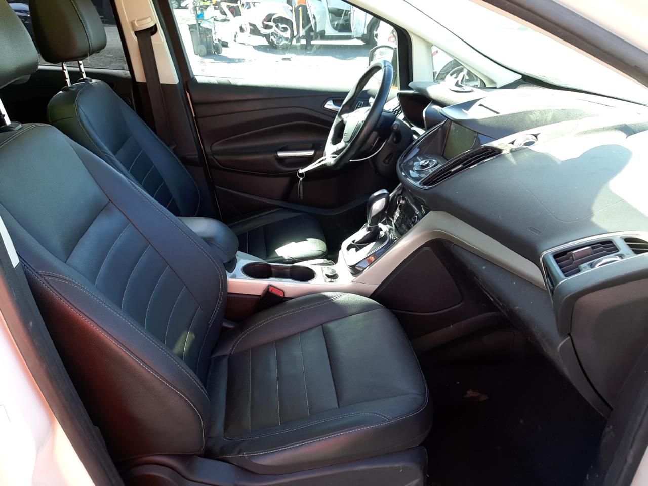 Photo 5 from auction – 2013 FORD C-MAX SEL with VIN 1FADP5BU5DL520103