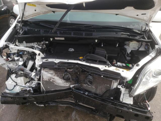 Photo 7 from auction – 2015 TOYOTA SIENNA LE with VIN 5TDKK3DC2FS682426