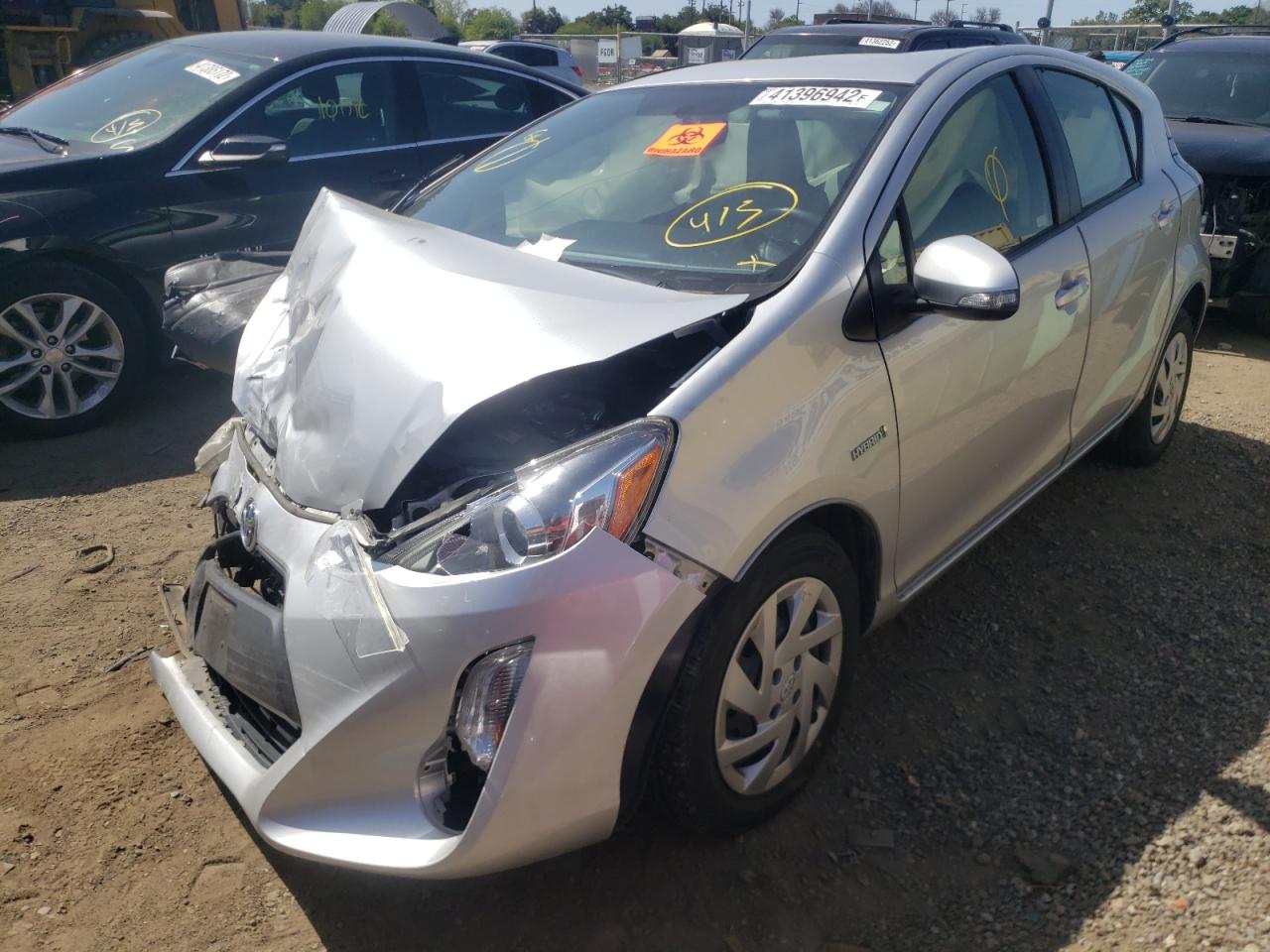 Photo 2 from auction – 2015 TOYOTA PRIUS C with VIN JTDKDTB30F1111270