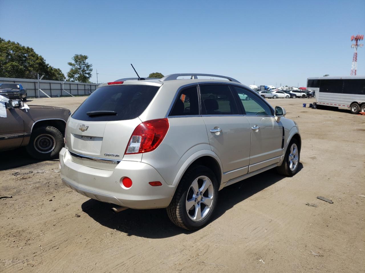 Photo 4 from auction – 2014 CHEVROLET CAPTIVA LT with VIN 3GNAL4EK9ES634301
