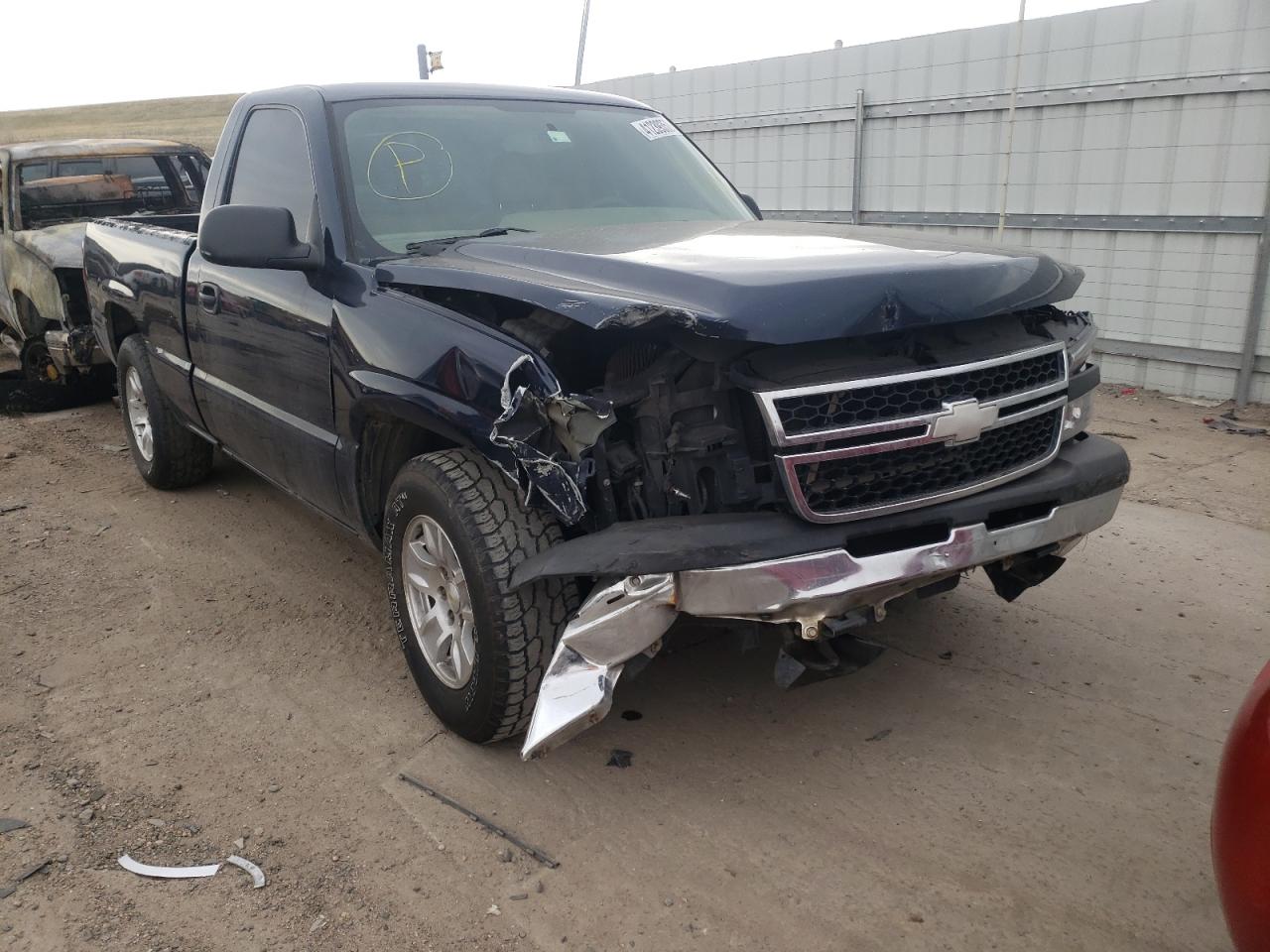 CHEVROLET SILVERADO 2006 with VIN 3GCEC14X96G271279 - Photo from auction
