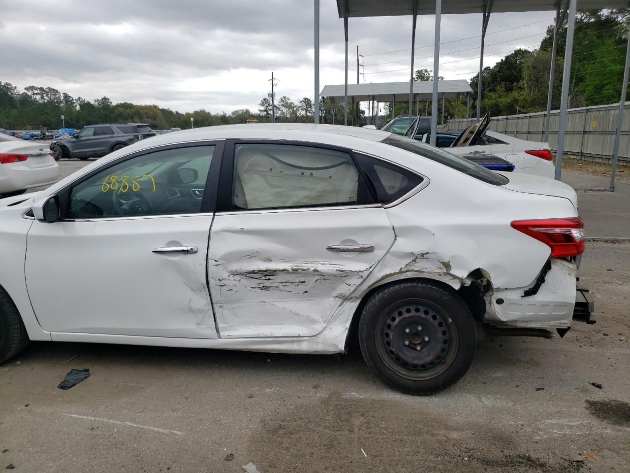 Photo 9 from auction – 2017 NISSAN SENTRA S with VIN 3N1AB7AP3HL649778