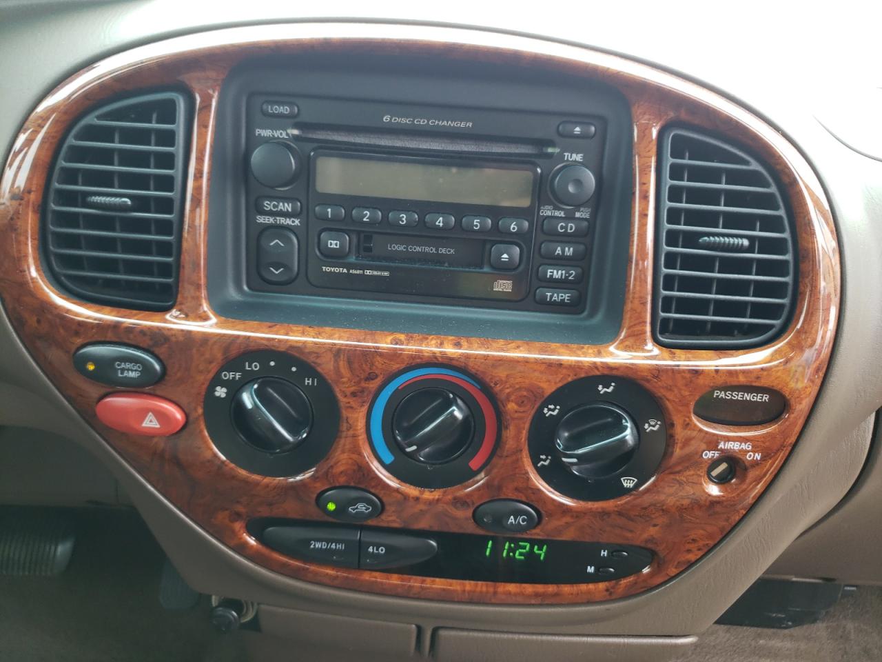 Photo 9 from auction – 2000 TOYOTA TUNDRA ACC with VIN 5TBBT481XYS101911