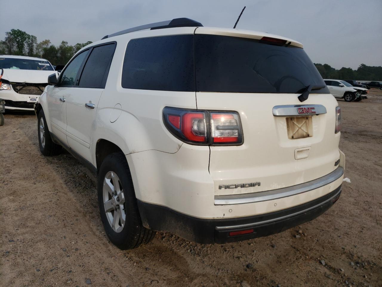 Photo 3 from auction – 2015 GMC ACADIA SLE with VIN 1GKKRPKD8FJ192301