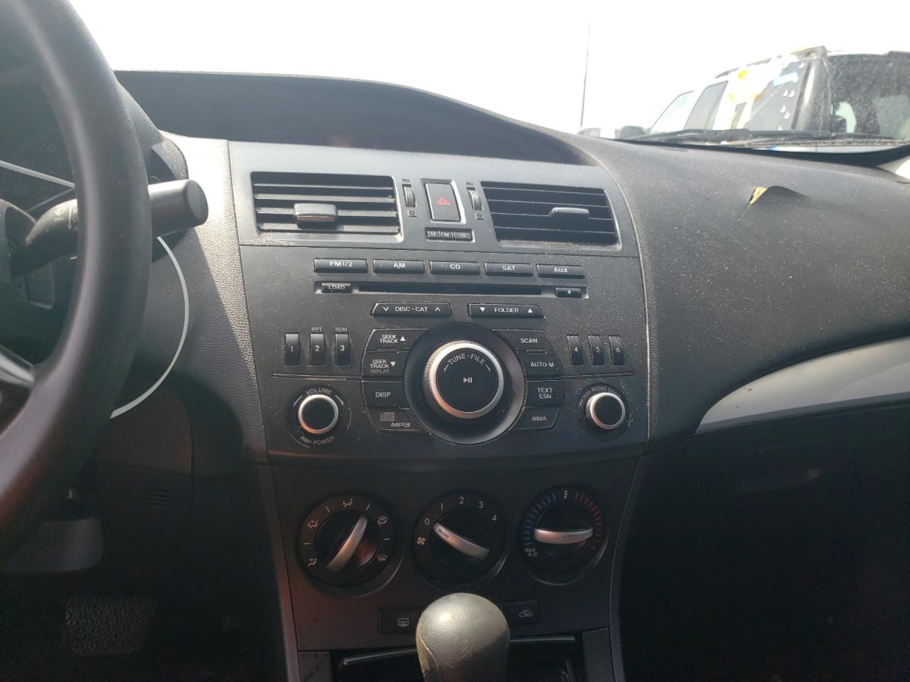 Photo 9 from auction – 2012 MAZDA 3 I with VIN JM1BL1UG9C1536845