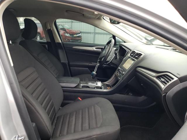 Photo 5 from auction – 2019 FORD FUSION SE with VIN 3FA6P0HD6KR133271
