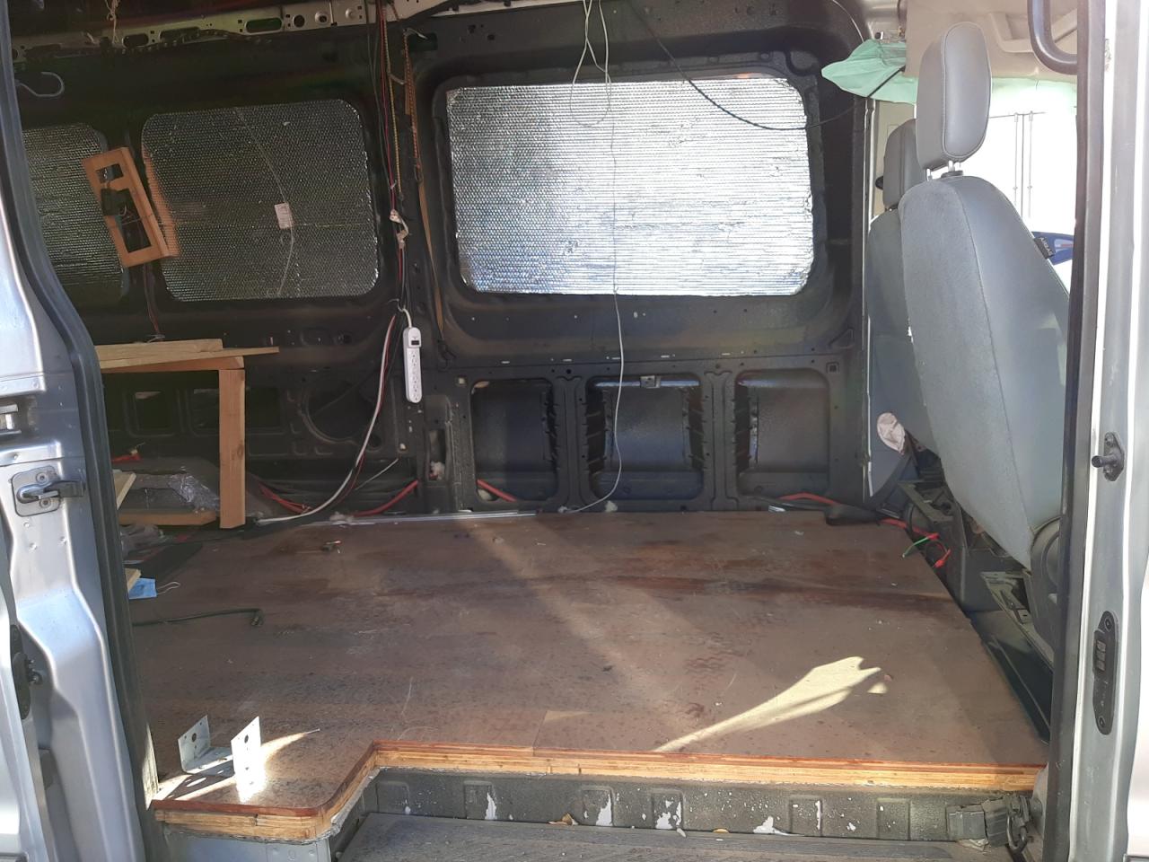 Photo 6 from auction – 2018 FORD TRANSIT T- with VIN 1FTYR3XG6JKA03522