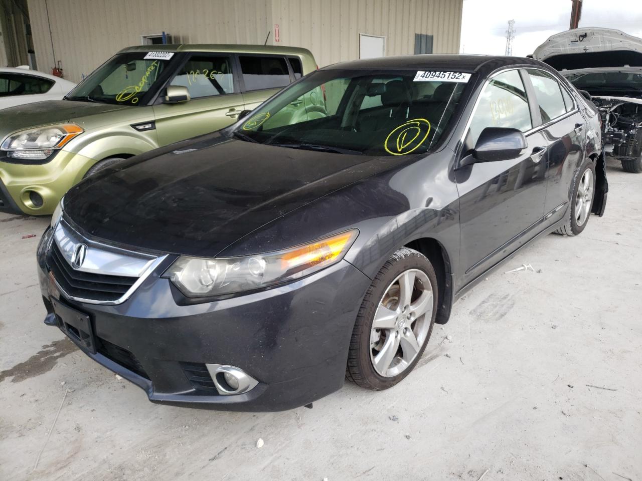 Photo 2 from auction – 2011 ACURA TSX with VIN JH4CU2F63BC002169