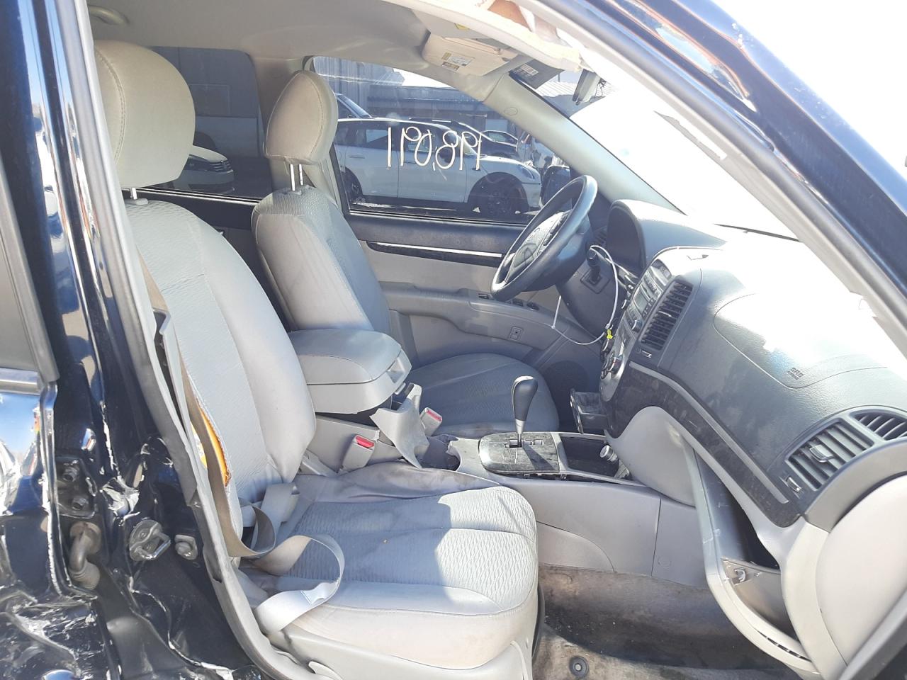 Photo 5 from auction – 2008 HYUNDAI SANTA FE G with VIN 5NMSG13D18H156391