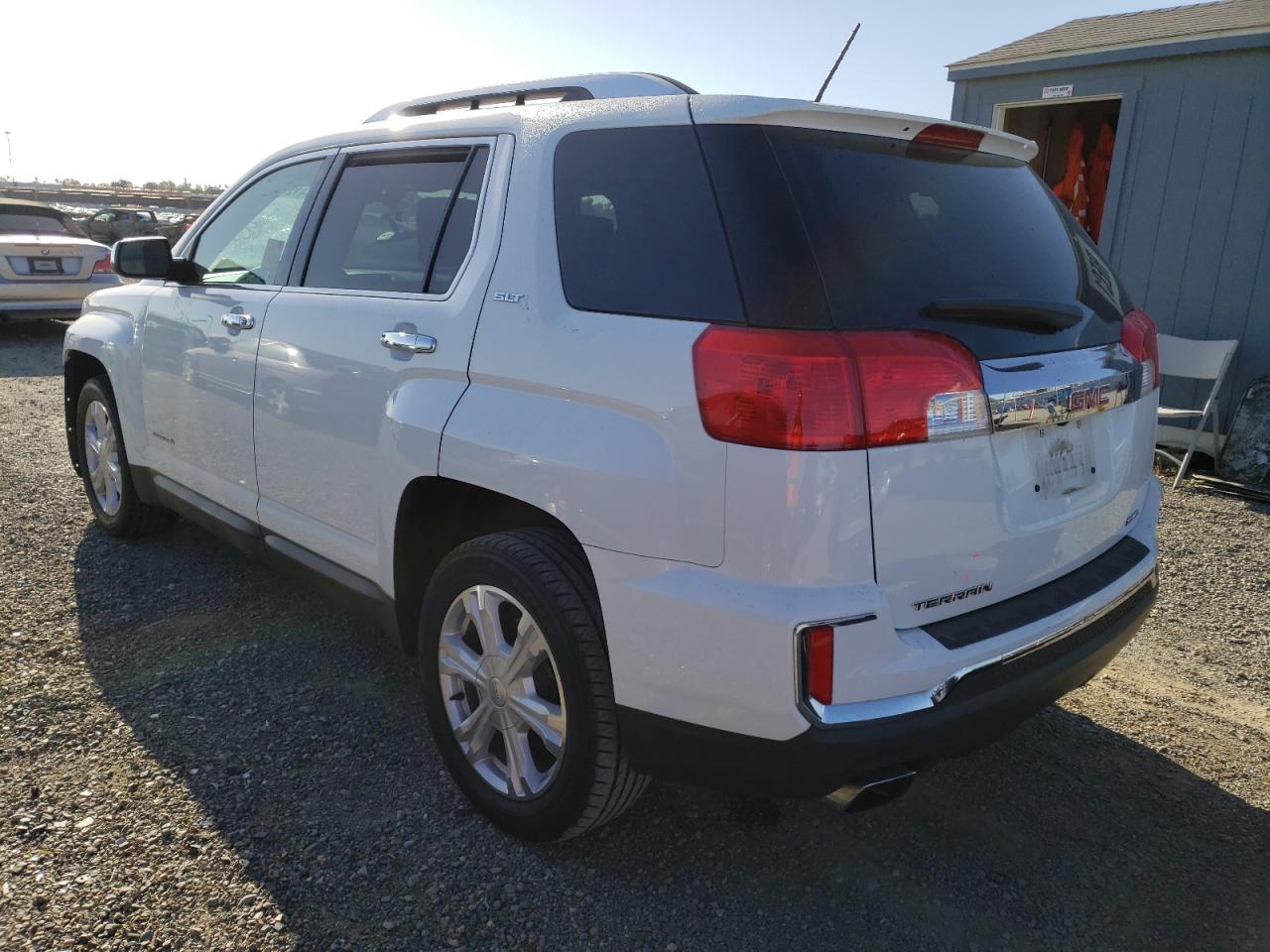 Photo 3 from auction – 2017 GMC TERRAIN SL with VIN 2GKFLUEK8H6310729